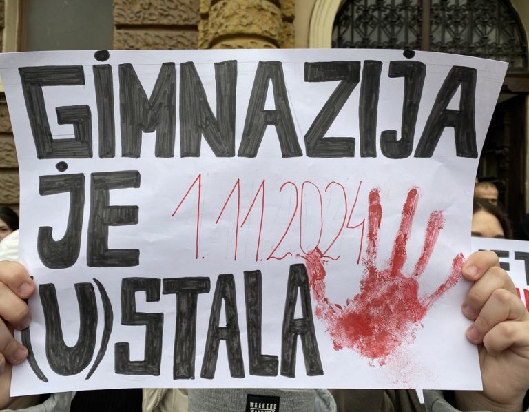 Gimnazija protest