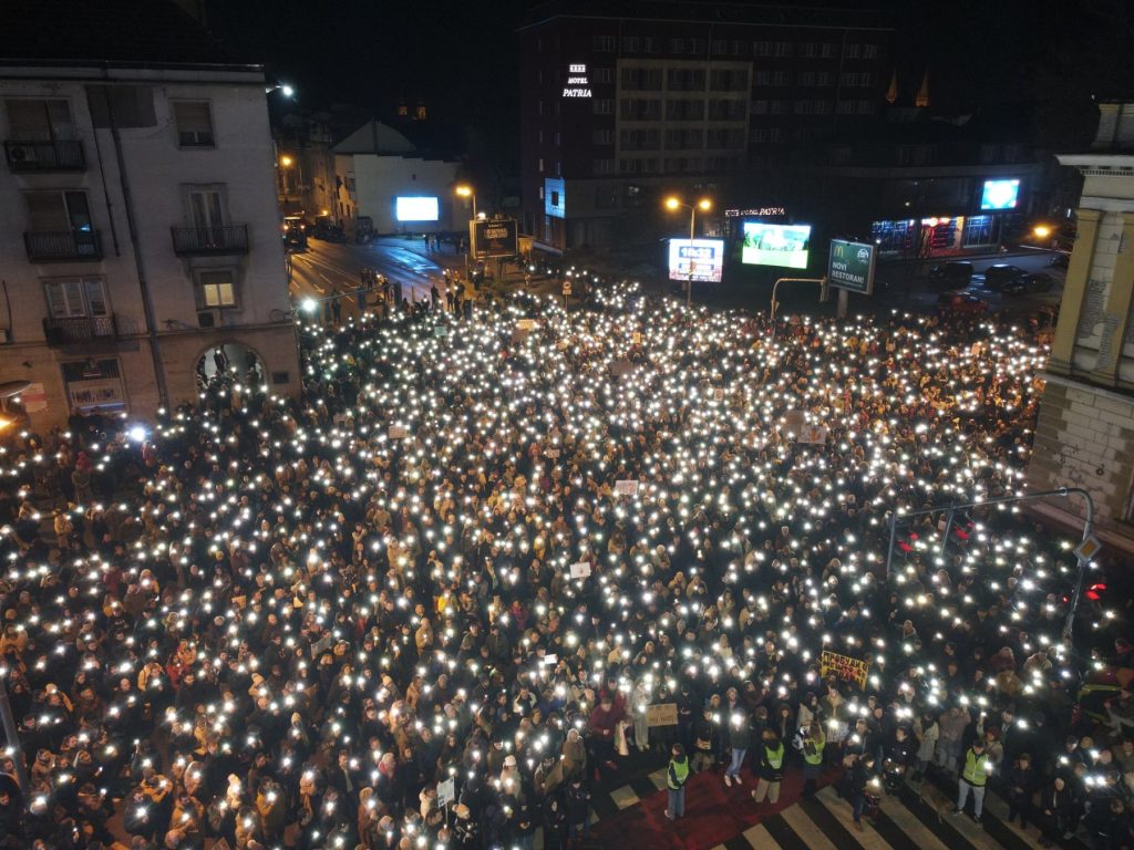 Subotički studenti poručili sa traktora: Prvo su naši dekani nazvani bitangama, a sada smo mi nazvani ustašama (FOTO)