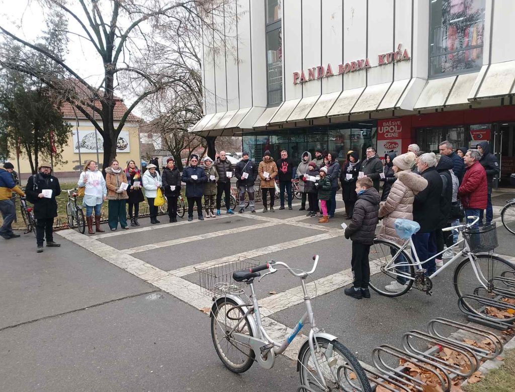 Održan protest u Bačkoj Topoli: “Moramo se boriti da nam se vrati oteta država”